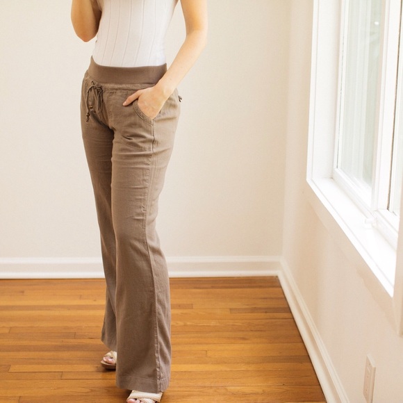 SoldOut11thStreet - Picture 3 of 6